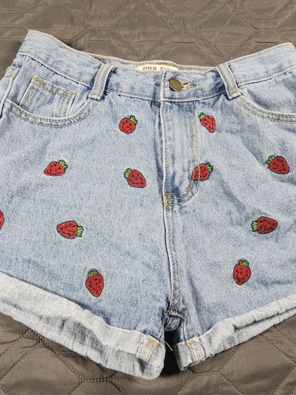 Zhen Zhen denim shorts with embroidered strawberries size S